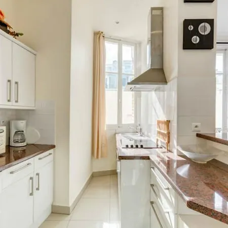Argentine Apartment *
